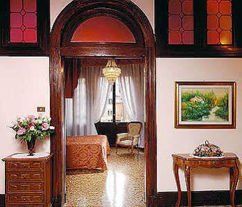 De L'Alboro Hotel Veneza Exterior foto